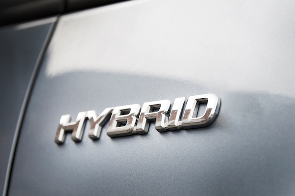 How Does Maintenance Differ with Hybrid Vehicles?